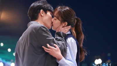 인간은 언제부터 키스를 했을까?